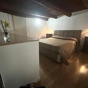 https://cuccumella-home.hotels-amalfi.com